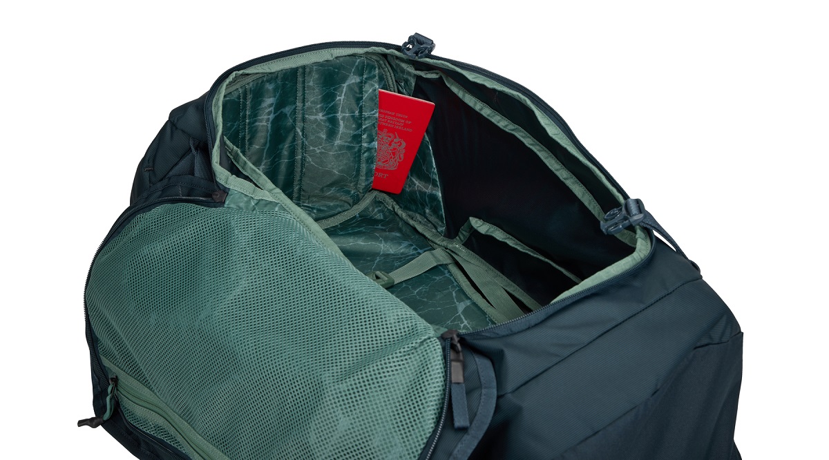 Thule Landmark putni ruksak 60L - tamnoplava boja