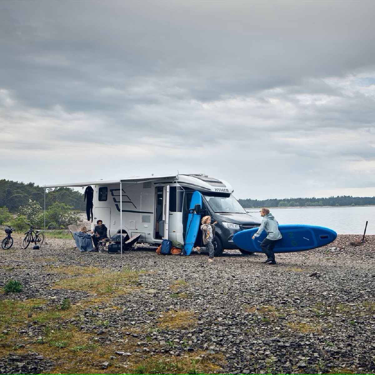 Thule Omnistor 5200 crna tenda za vozila 4 x 2,5m