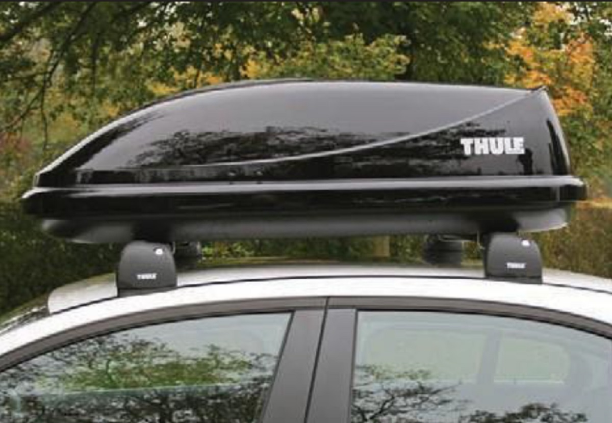 Thule krovna kutija Ocean 80 crne glossy boje