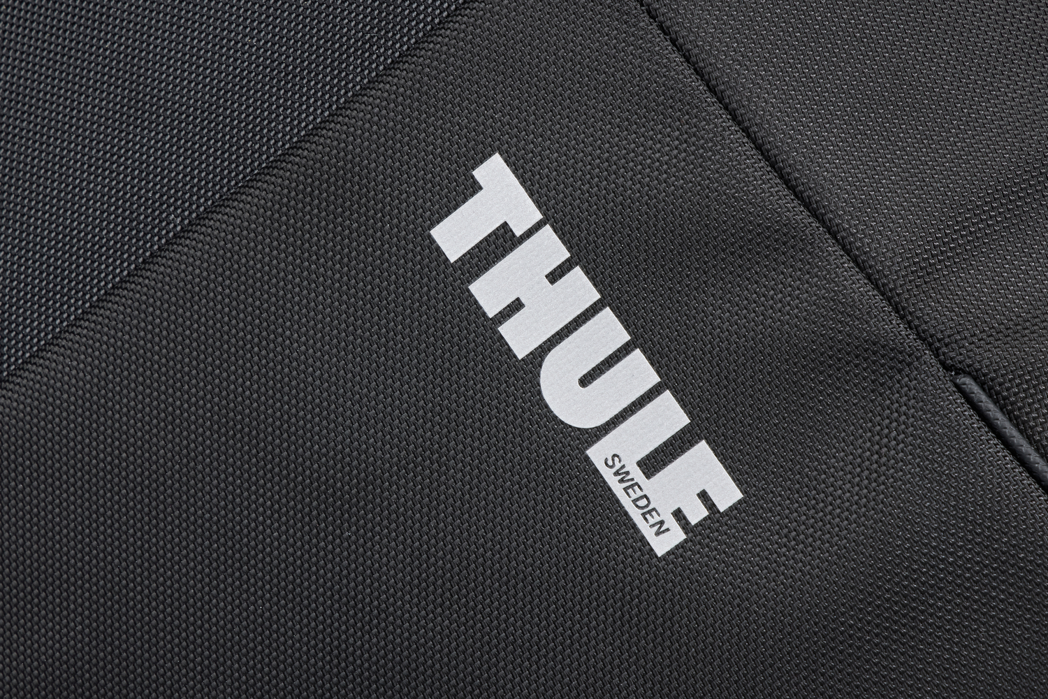 Thule Accent ruksak 26L crne boje