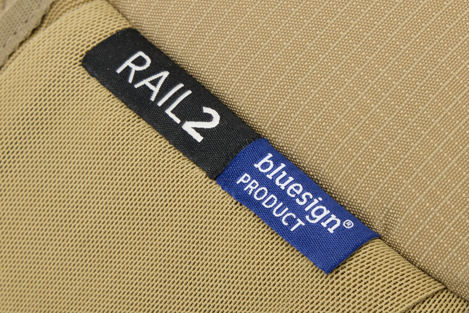 Thule Rail torbica za nošenje oko struka 2L smeđa