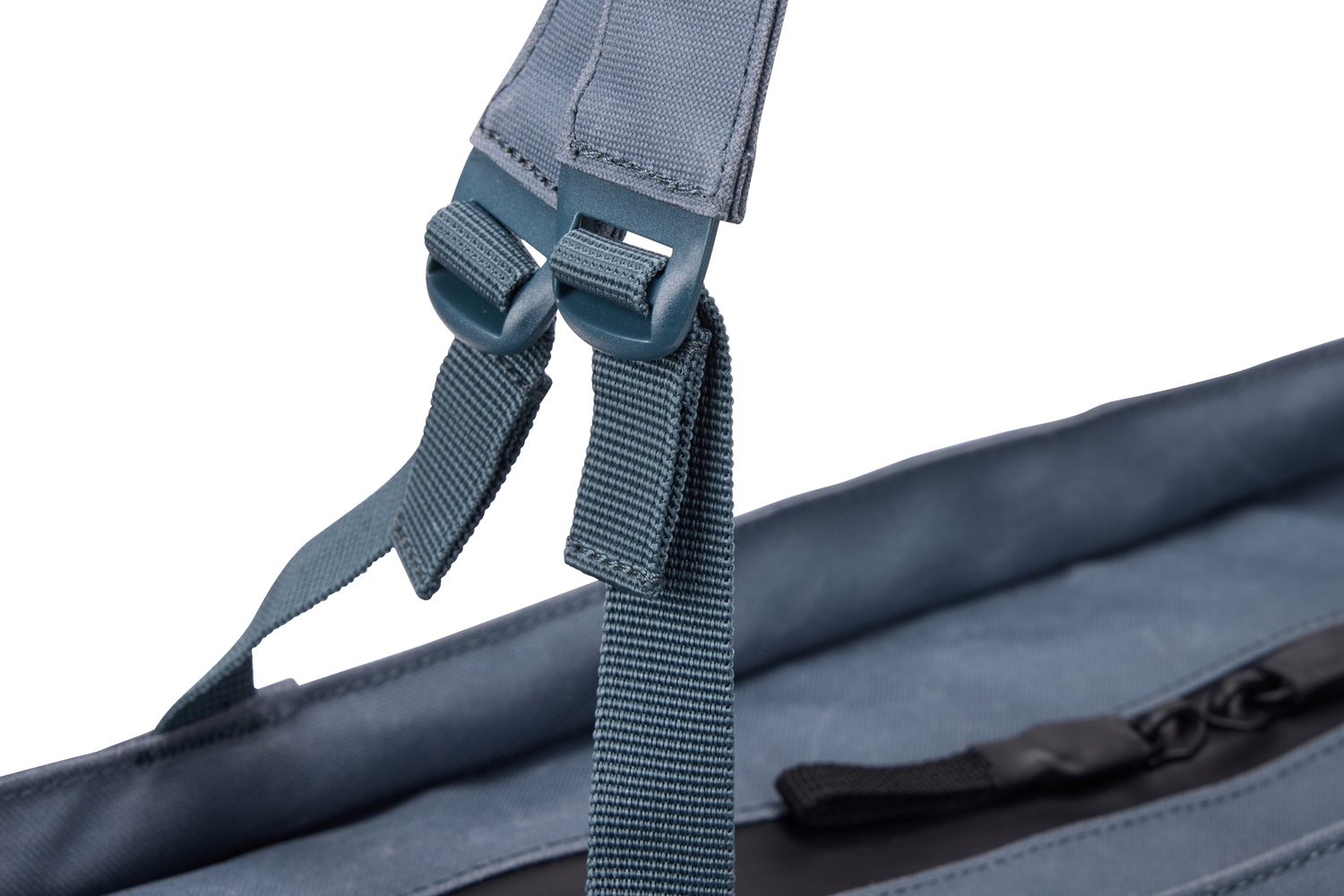 Thule Aion Tote 23 L plava torba