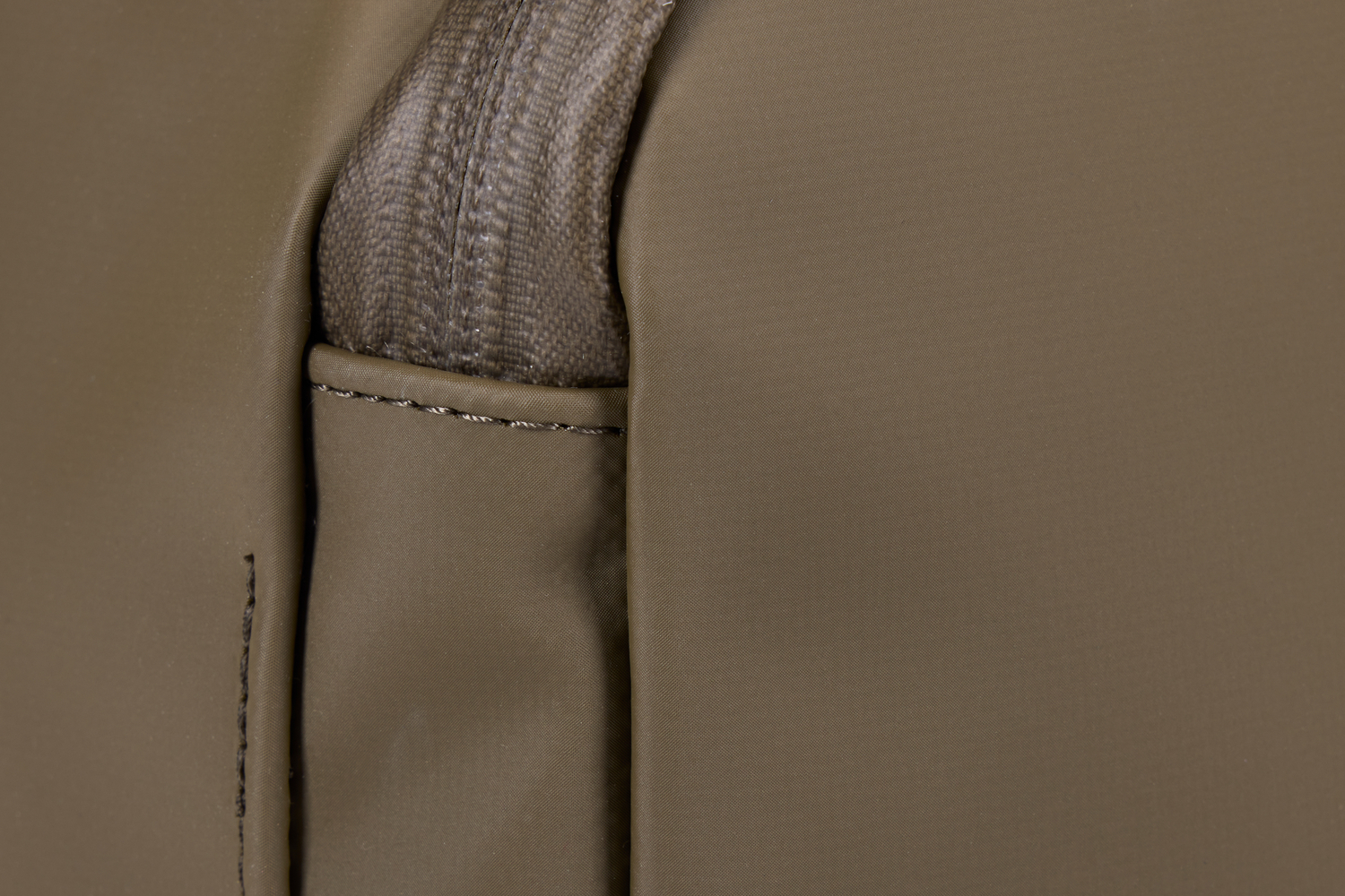 Thule Chasm mala kocka za opremu 3L smeđe boje