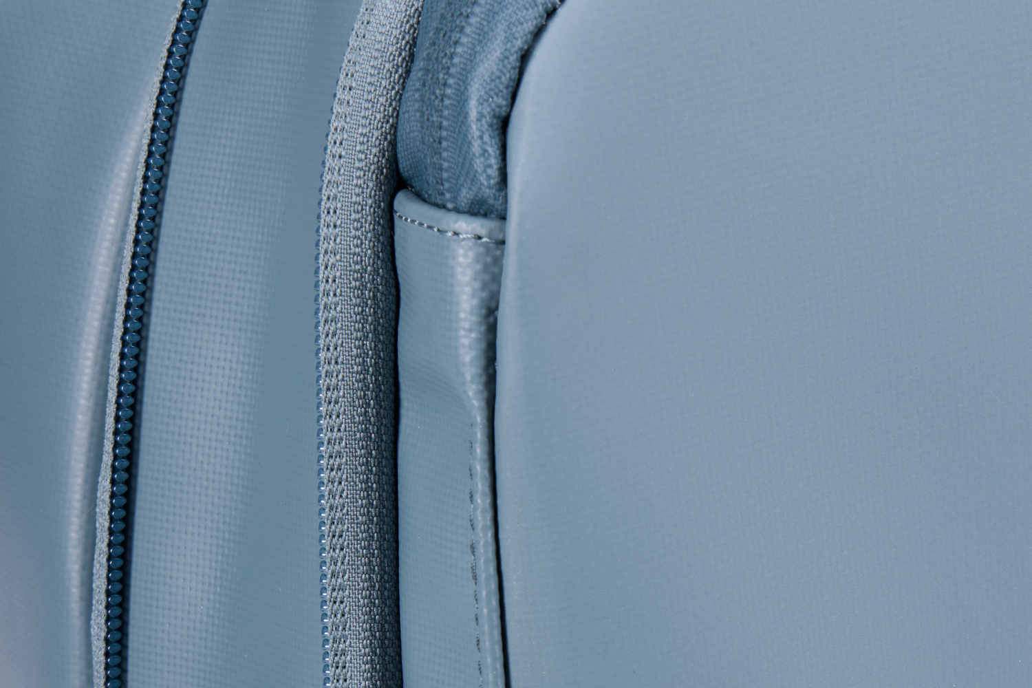 Thule Chasm srednja kocka za opremu 15 L svjetloplava