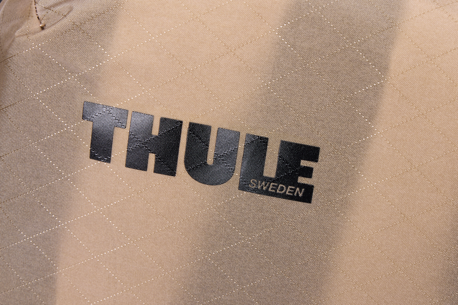 Thule clean/dirty packing cube srednja kocka za pakiranje čisto/prljavo - bež