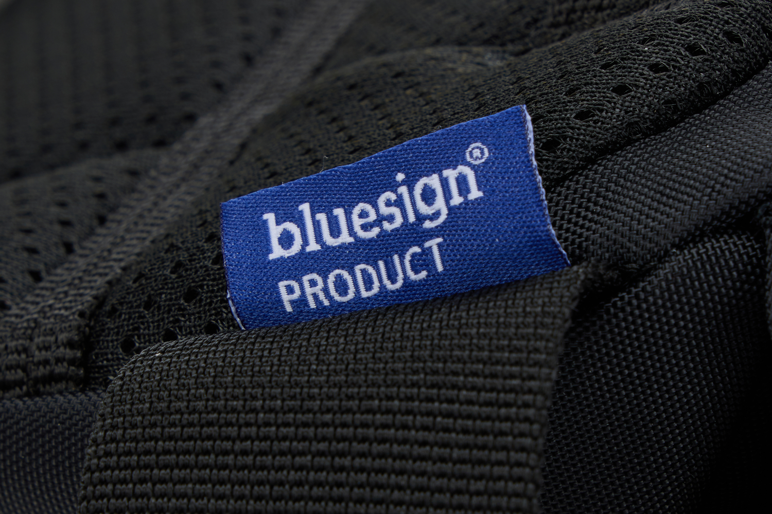 Thule EnRoute torba preko ramena 2L crna