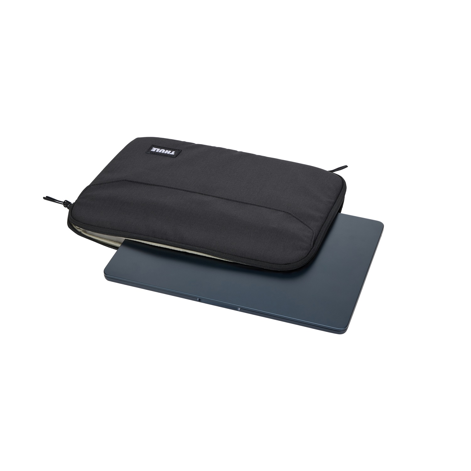 Thule Lithos navlaka za MacBook Air 13'' crna