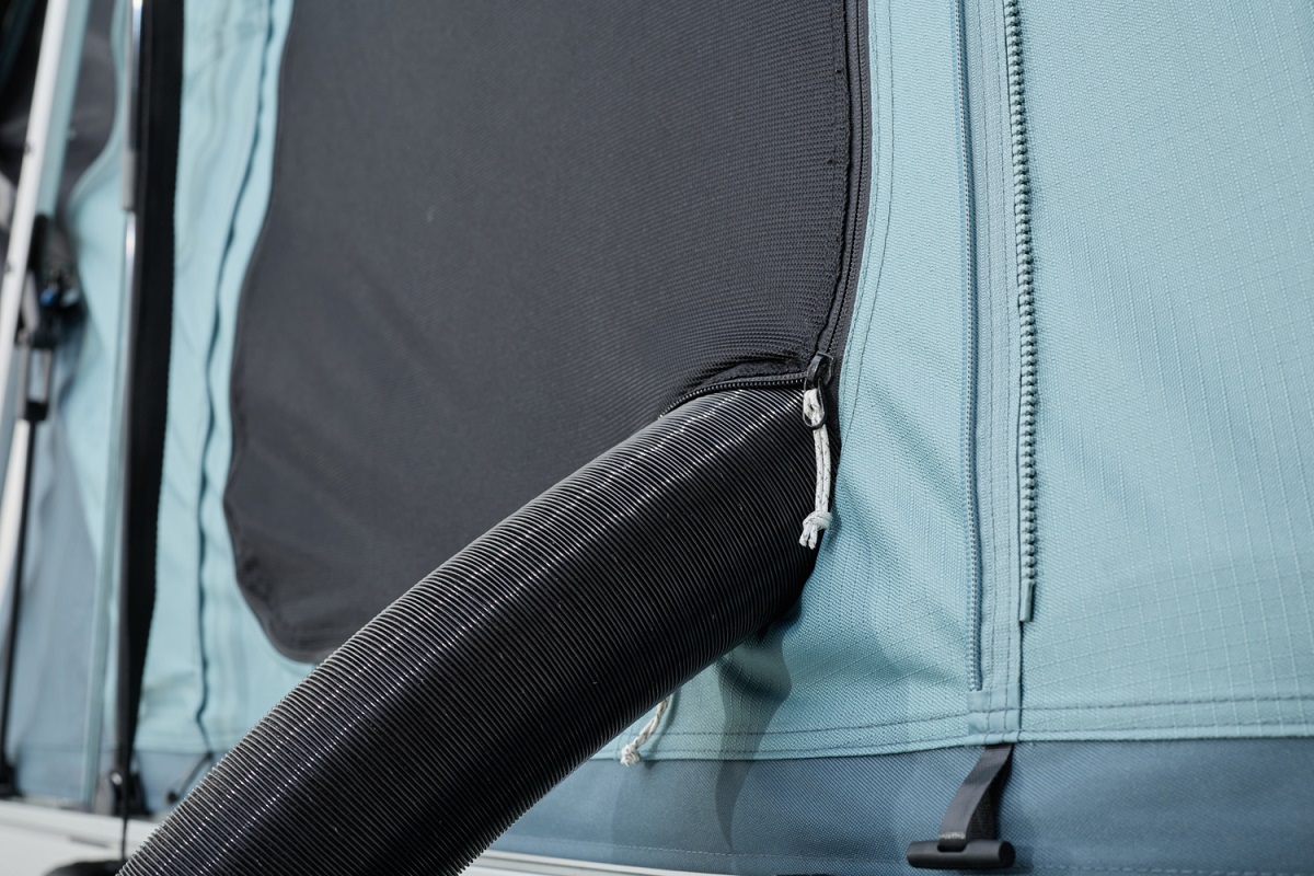 Thule Widesky Hardshell krovni šator za dvije osobe boje tamno siva